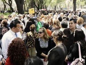 Mexico rung chuyển bởi trận động đất 7 độ Richter