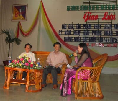 Giao lưu tác giả, tác phẩm văn học nghệ thuật về hình tượng “Bộ đội Cụ Hồ
