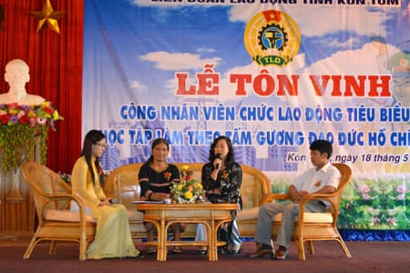 Tôn vinh công nhân, viên chức, lao động  tiêu biểu