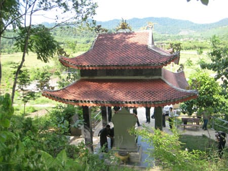 Nơi ghi dấu sự hy sinh của 13 chiến sĩ thông tin liên lạc