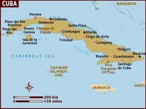 Chủ tịch Cuba Raul Castro thay tiếp hai bộ trưởng
