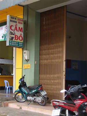 Vui buồn bên trái bóng
