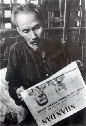 Phong cách báo chí Hồ Chí Minh