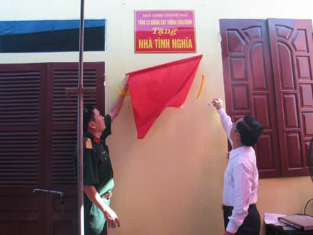 Ngôi nhà nặng nghĩa tri ân