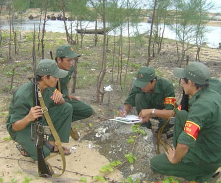 “Sao vuông” bám biển