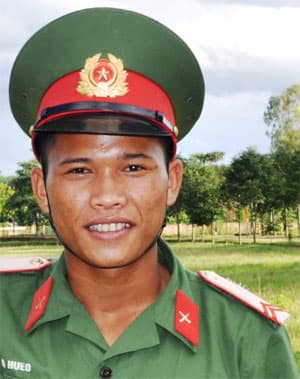 A Hueo, người chiến sĩ đảm