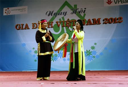 Hát ru: Chủ thể văn hóa là người mẹ!