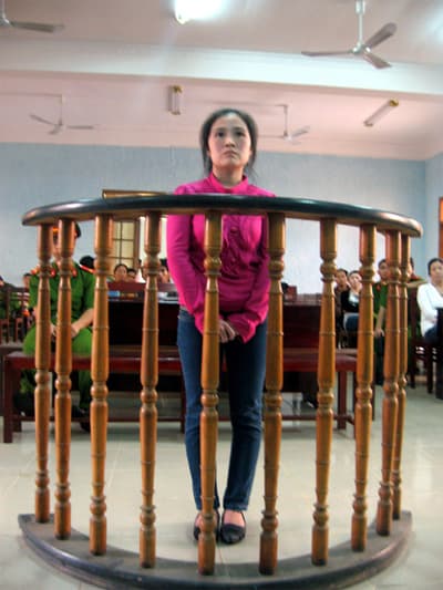 Trả hồ sơ để điều tra lại