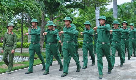 Chín ngày chiến sĩ mới