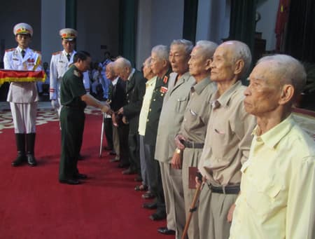 Gặp mặt các thế hệ cán bộ Bộ Tổng tham mưu-Cơ quan Bộ Quốc phòng