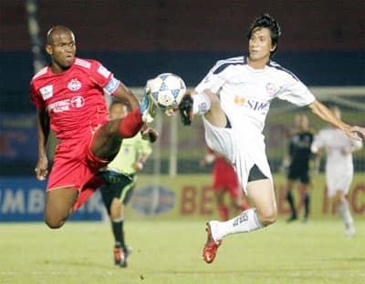 Bấp bênh ngoại binh