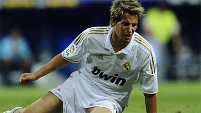 Vòng 1/8 Champions League, Real - MU: Chiếc đinh
