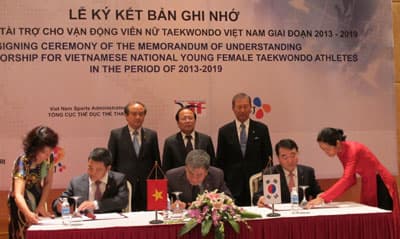 Hàn Quốc ký kết tài trợ cho vận động viên Taekwondo nữ trẻ Việt Nam