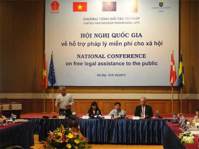 Hỗ trợ pháp lý bảo đảm công bằng trong tiếp cận công lý