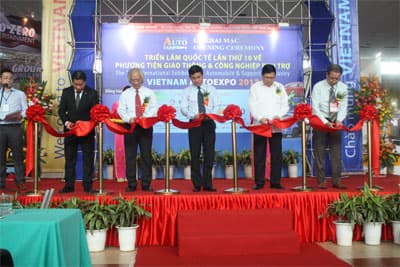 Khai mạc triển lãm Vietnam AutoExpo 2013