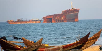 Trục vớt tàu đắm, 4 công nhân tử vong vì khí độc