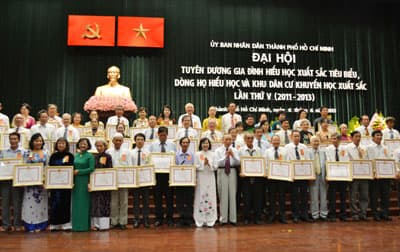 TP Hồ Chí Minh: Tuyên dương hơn 200 nghìn gia đình hiếu học