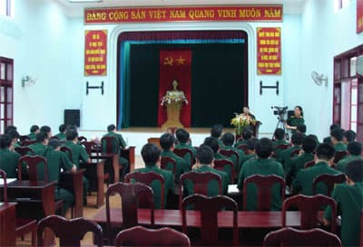 Kiểm tra kết quả thực hiện quy chế dân chủ ở Lữ đoàn 132