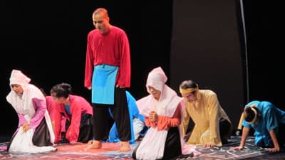 Đưa sân khấu thoát khỏi lối mòn “biết rồi, khổ lắm, diễn mãi”