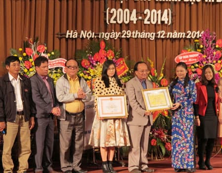 Báo Nhân đạo và Đời sống kỷ niệm 10 năm thành lập