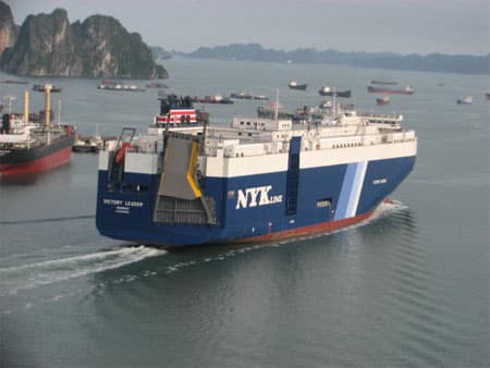 Bài 1: “Thuyền trưởng” ra tòa án quốc tế cứu tàu