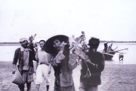 Bài 1: Vang mãi bản hùng ca
