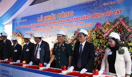 Khởi công dự án mở rộng Cảng hàng không Phù Cát
