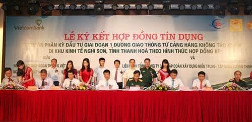 Ký hợp đồng tín dụng dự án giao thông Cảng Hàng không Thọ Xuân  - Khu kinh tế Nghi Sơn