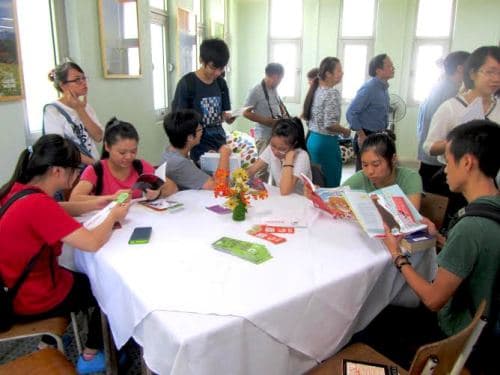 Triển lãm “Phòng sách diệu kỳ”