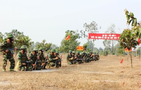 Chiến sĩ “Thành đồng” thi đua luyện giỏi, rèn nghiêm