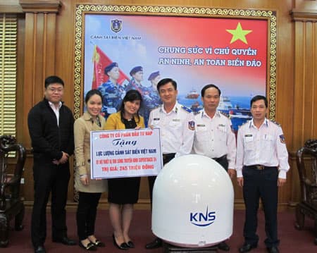 Tặng lực lượng Cảnh sát biển bộ thu sóng truyền hình vệ tinh