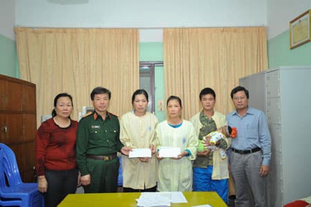 Trao 152 triệu đồng hỗ trợ bệnh nhân mổ tim bẩm sinh
