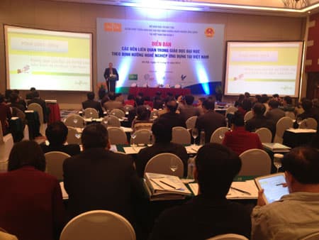 85% sinh viên có việc làm trong vòng 6 tháng ra trường