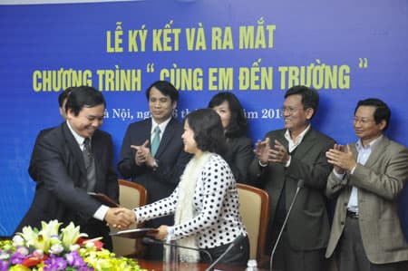 Ra mắt chuyên mục "Cùng em đến trường"