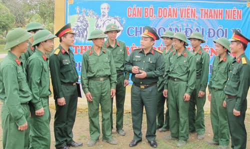 Bài 2: Cốt lõi là giải quyết mối quan hệ giữa hai cán bộ chủ trì