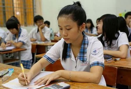 Hơn 70.000 thí sinh thi vào lớp 10 THPT