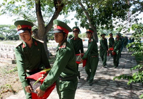 7 hài cốt liệt sĩ ở phum Choong-kroong, huyện Chất-bờ-rây (Cam-pu-chia)
