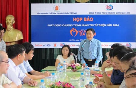 Nhắn tin “Chung tay xoa dịu nỗi đau da cam” lần thứ 4