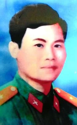 Liệt sĩ Nguyễn Viết Dư được an táng tại Nghĩa trang Đội phẫu thuật của Trung đoàn 19, Sư đoàn 968
