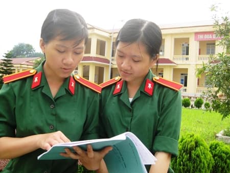 Những cặp song sinh cùng chung lý tưởng