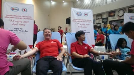 Chung tay vì sức khỏe cộng đồng