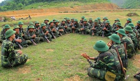 Để chiến sĩ "mở lòng"