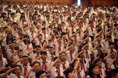 Hà Nội: Thực hiện nghi lễ chào cờ vào thứ Hai hằng tuần