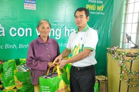 PVFCCo hỗ trợ bà con vùng hạn hán Nam Trung Bộ hơn 1,2 tỷ đồng
