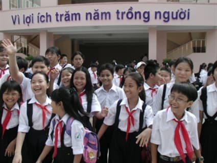 Hà Nội: Yêu cầu xử lý tình trạng lạm thu ở trường học