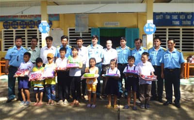 Cảm ơn bộ đội Trung đoàn 917