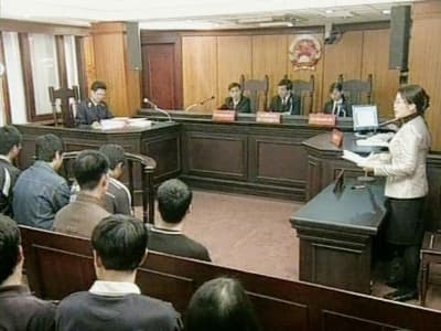 Viên chức không được hành nghề luật sư