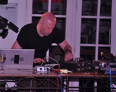 Sôi động đêm nhạc “Gặp gỡ DJ”