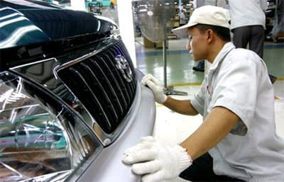 Sức mua ôtô, xe máy giảm mạnh