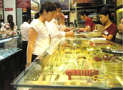 Cấm sử dụng vàng làm phương tiện thanh thoán